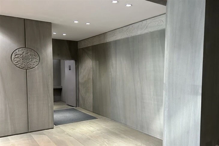 Grey Sandstone Interior Wall and Floor